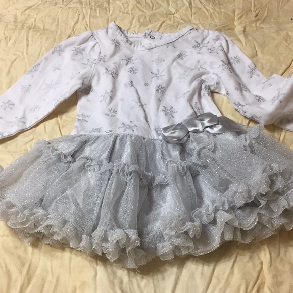 baby snowflake dress